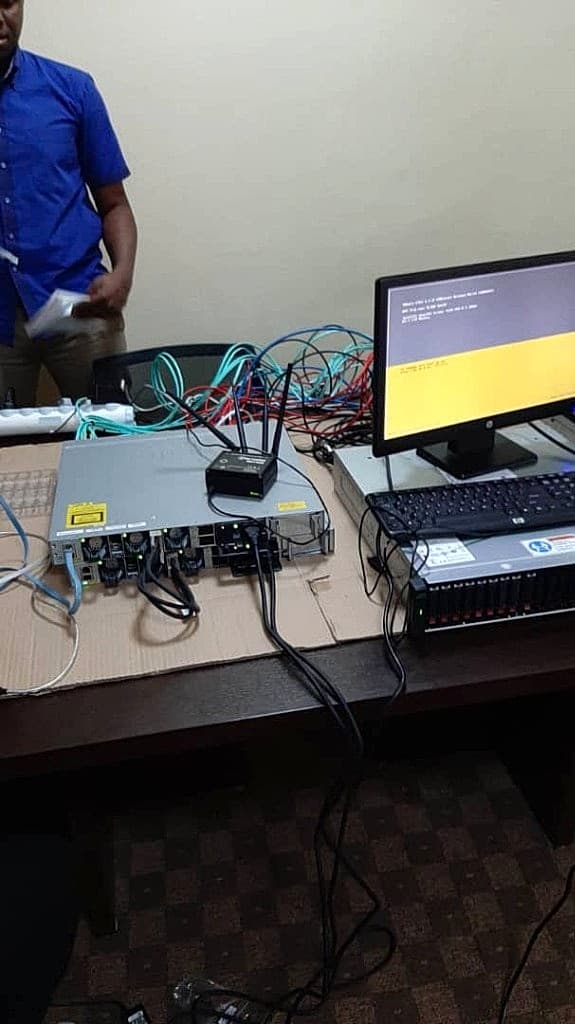 Polyclinique P2A (Dakar) — Infrastructure Réseau, VMware, VoIP Yeastar & FortiGate